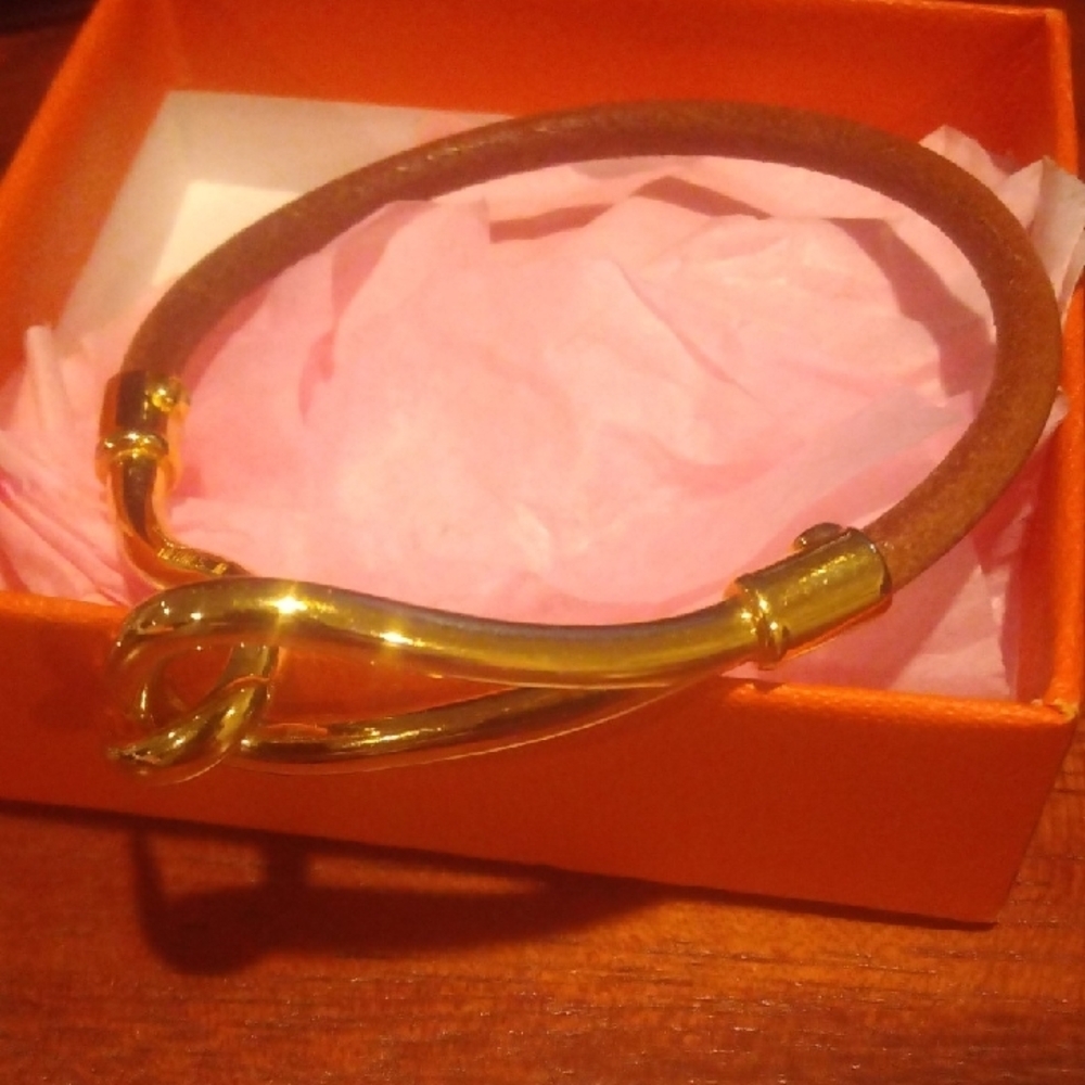 Hermès Jumbo Hook 1990-2000 Retail $435